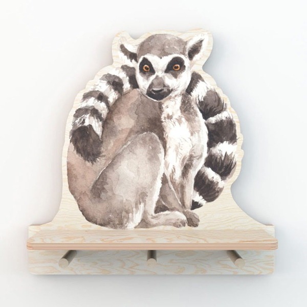 Dekornik policka lemur dadaboom sk Úložného priestoru nie je v detskej izbičke nikdy dosť. Či už potrebujete zavesiť tašku, <b>polička s tromi vešiakmi mini lemur</b> sa vám určite bude hodiť. Okrem praktického využitia je tiež roztomilou dekoráciou.