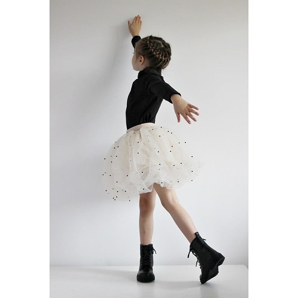 Cottonsweets tutu sukna bezova 17 dadaboom sk Nová kolekcia od značky<strong> Cotton&sweets- Pearl Ballerina</strong>, umožňuje vstúpiť do fascinujúceho <strong>sveta tanca</strong>, o akom sníva každé <strong>dievča</strong>.