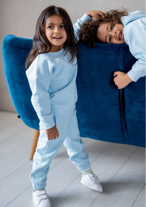 Ilovemilk detske teplaky modre 1 dadaboom sk U nás nájdete <strong>detské oblečenie</strong>, ktoré vášmu dieťatku umožní byť samým sebou. Pohodlné detské outfity, ktoré budú vaše deti milovať.