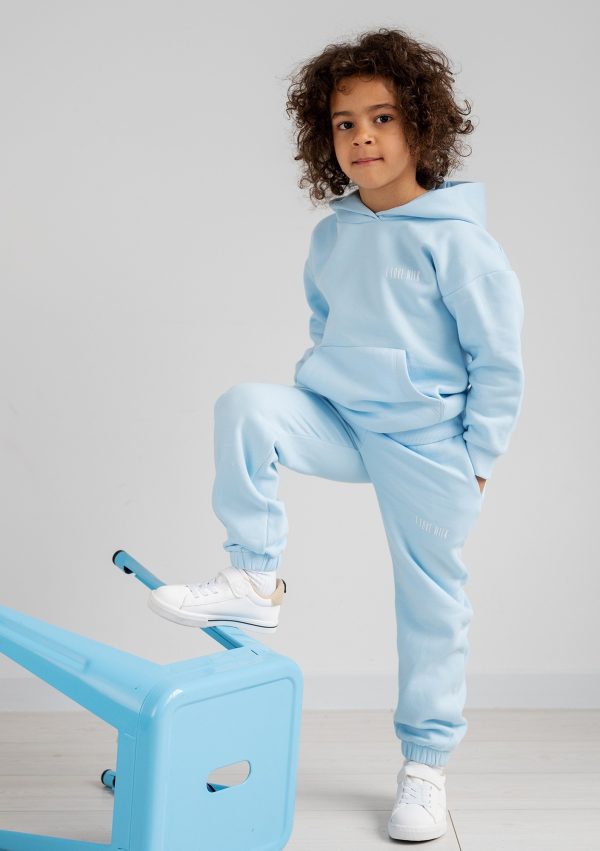 pure spodnie dzieciece baby blue scaled U nás nájdete <strong>detské oblečenie</strong>, ktoré vášmu dieťatku umožní byť samým sebou. Pohodlné detské outfity, ktoré budú vaše deti milovať.